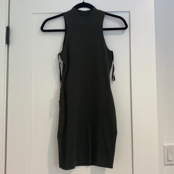 NWT Olive Green Cutout Keyhole Back Turtle Dress - Picture 1 of 5